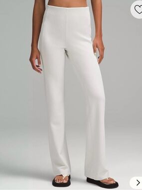 NWT lululemon athletica Ribbed Softstreme Flared Pant Regular in Bone (14)